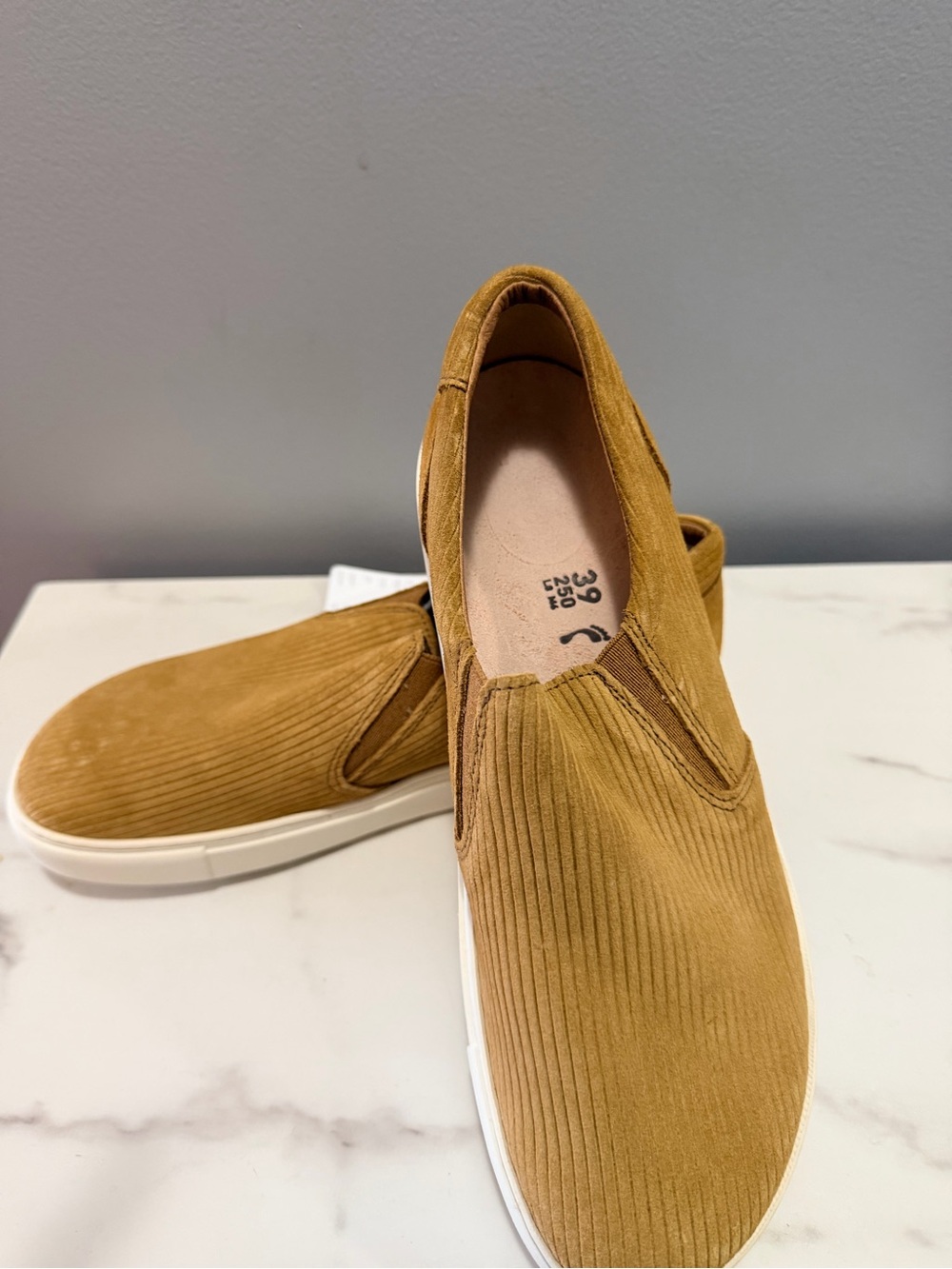 Birkenstock 39N golden corduroy slip on casual sneaker shoe